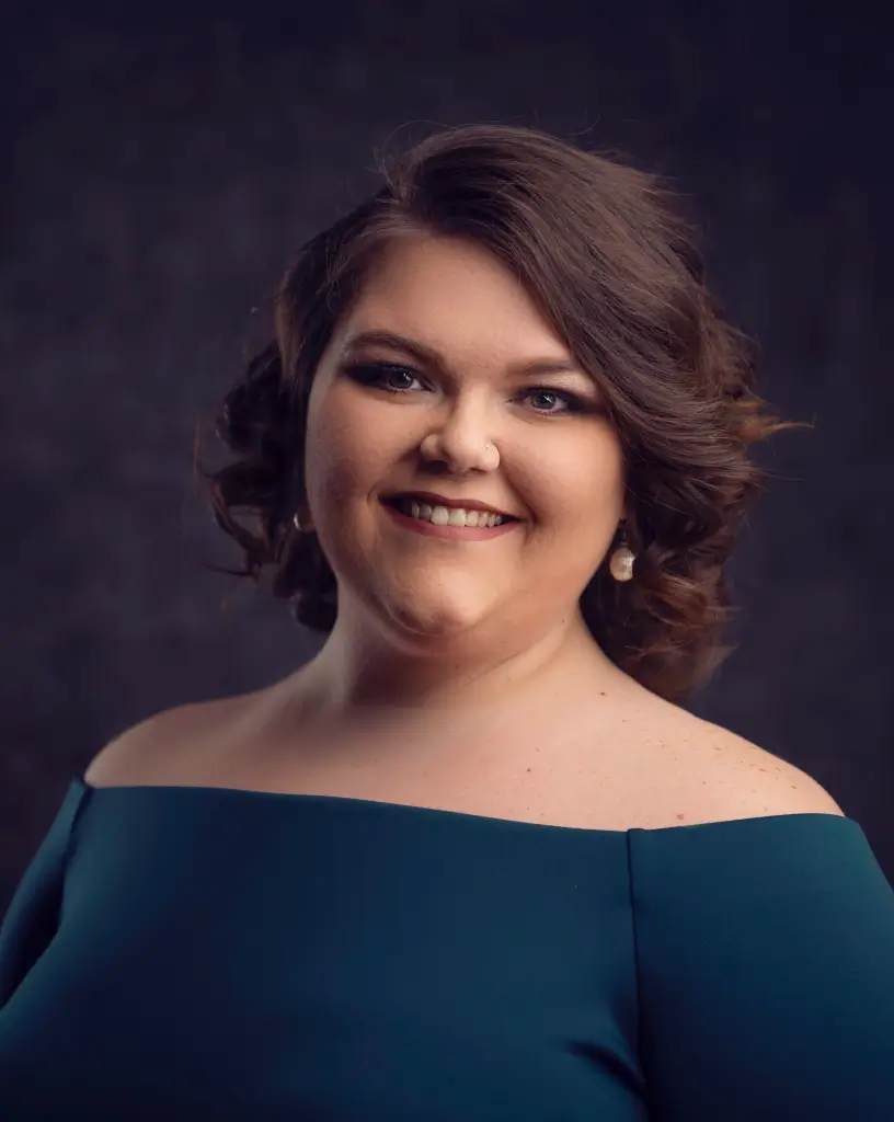 headshot of Christina Kushnick