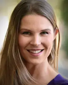 headshot of Kristina Horacek